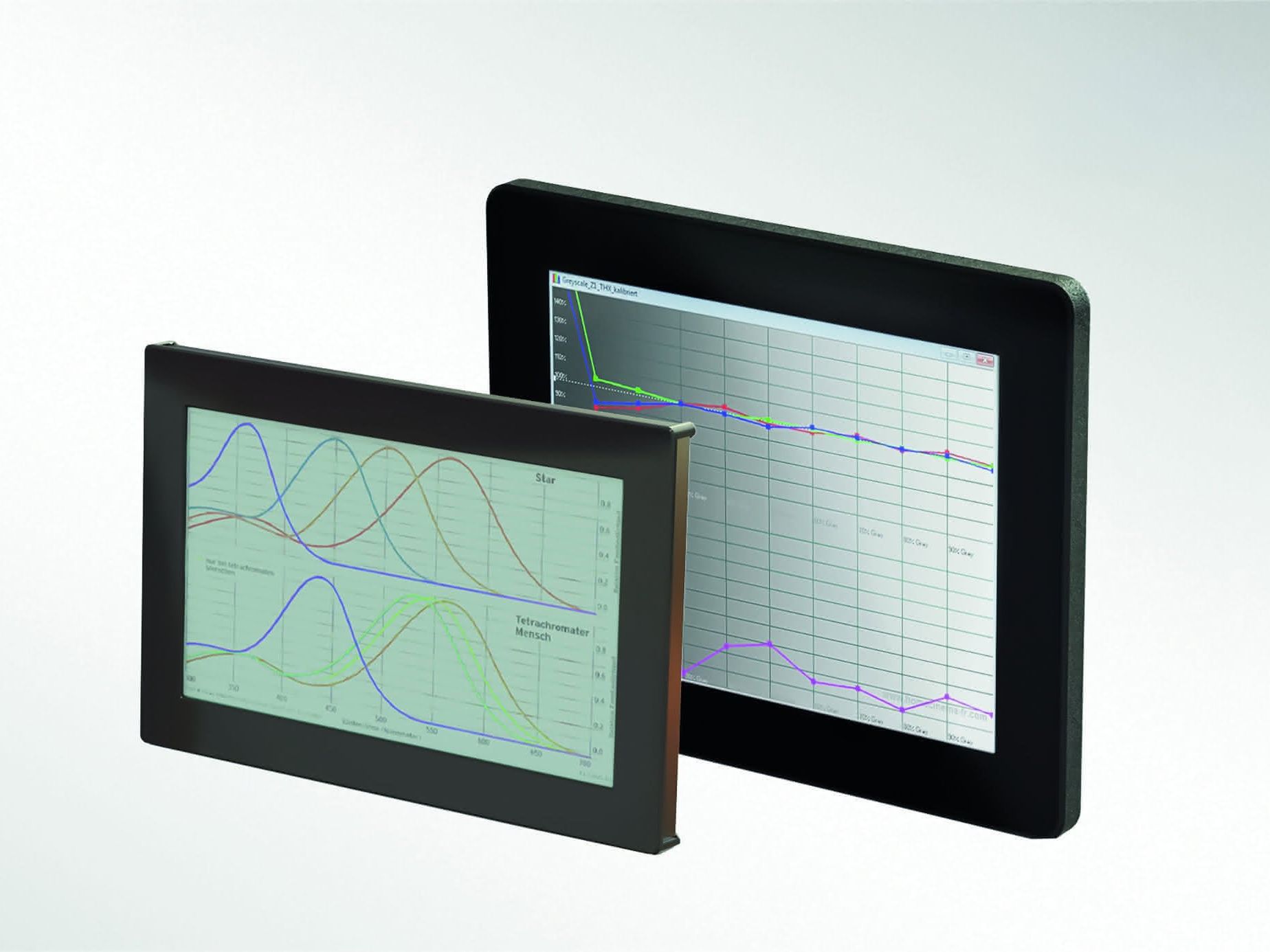 Polyrack Tech-Group: Die richtige Anzeige für HMIs Polyrack Tech-Group: Die richtige Anzeige für HMIs