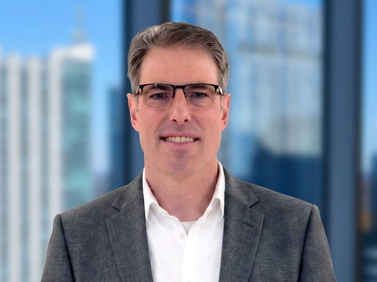 Personalie: Dematic ernennt Enno Scharphuis zum Leiter EMEA Personalie: Dematic ernennt Enno Scharphuis zum Leiter EMEA