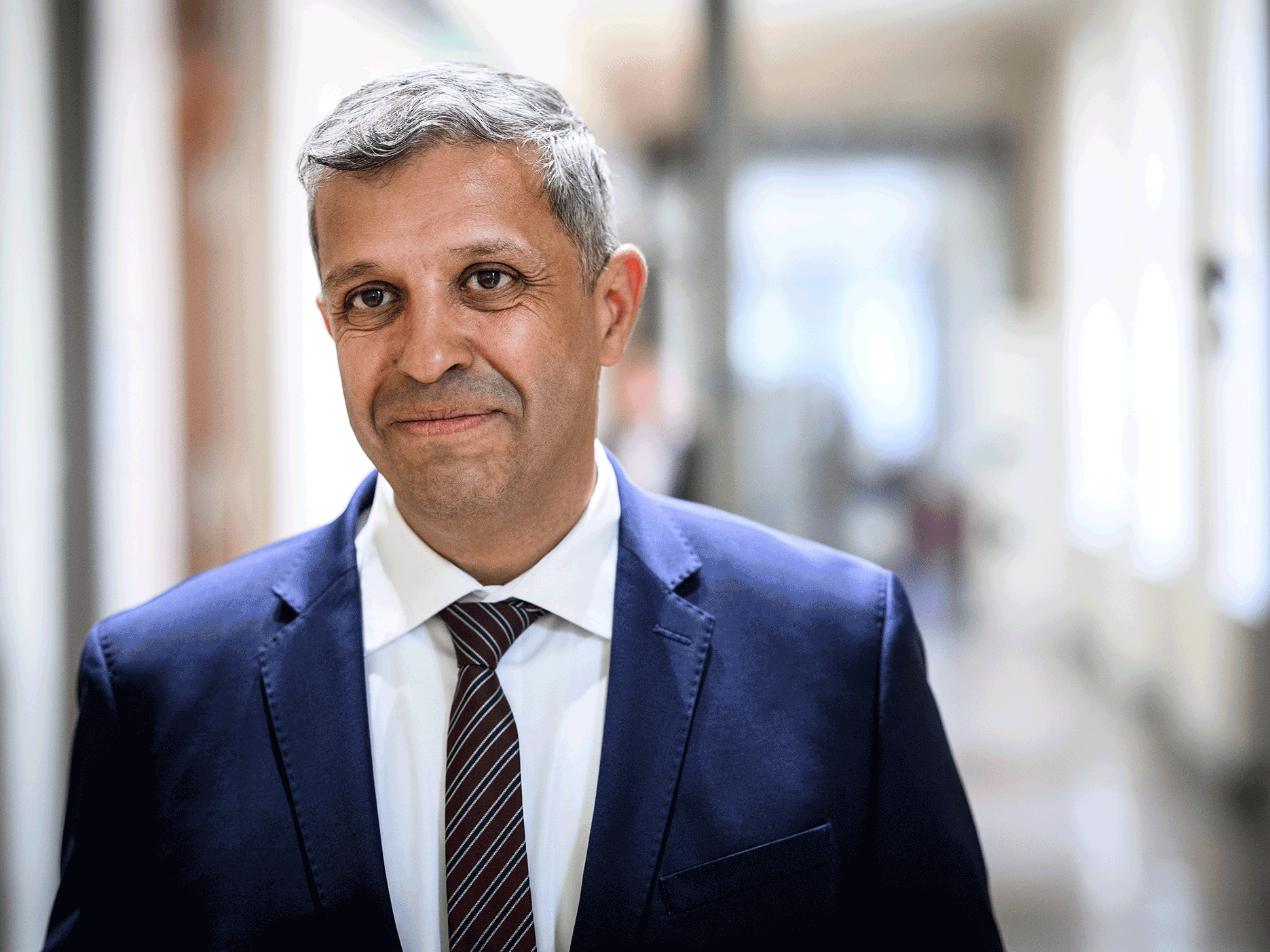Raed Saleh, Fraktionsvorsitzender der SPD im Berliner Abgeordnetenhaus in Berlin, kommt zur Fraktionssitzung der SPD im Berliner Abgeordnetenhaus.