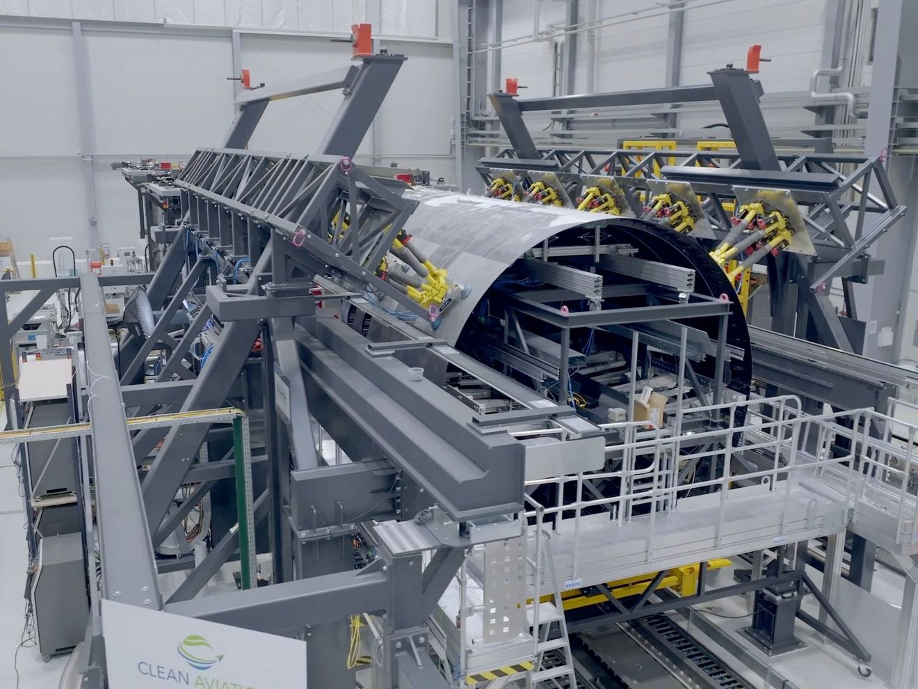 Connecting aircraft structures: Laser technology for easier flying Connecting aircraft structures: Laser technology for easier flying
