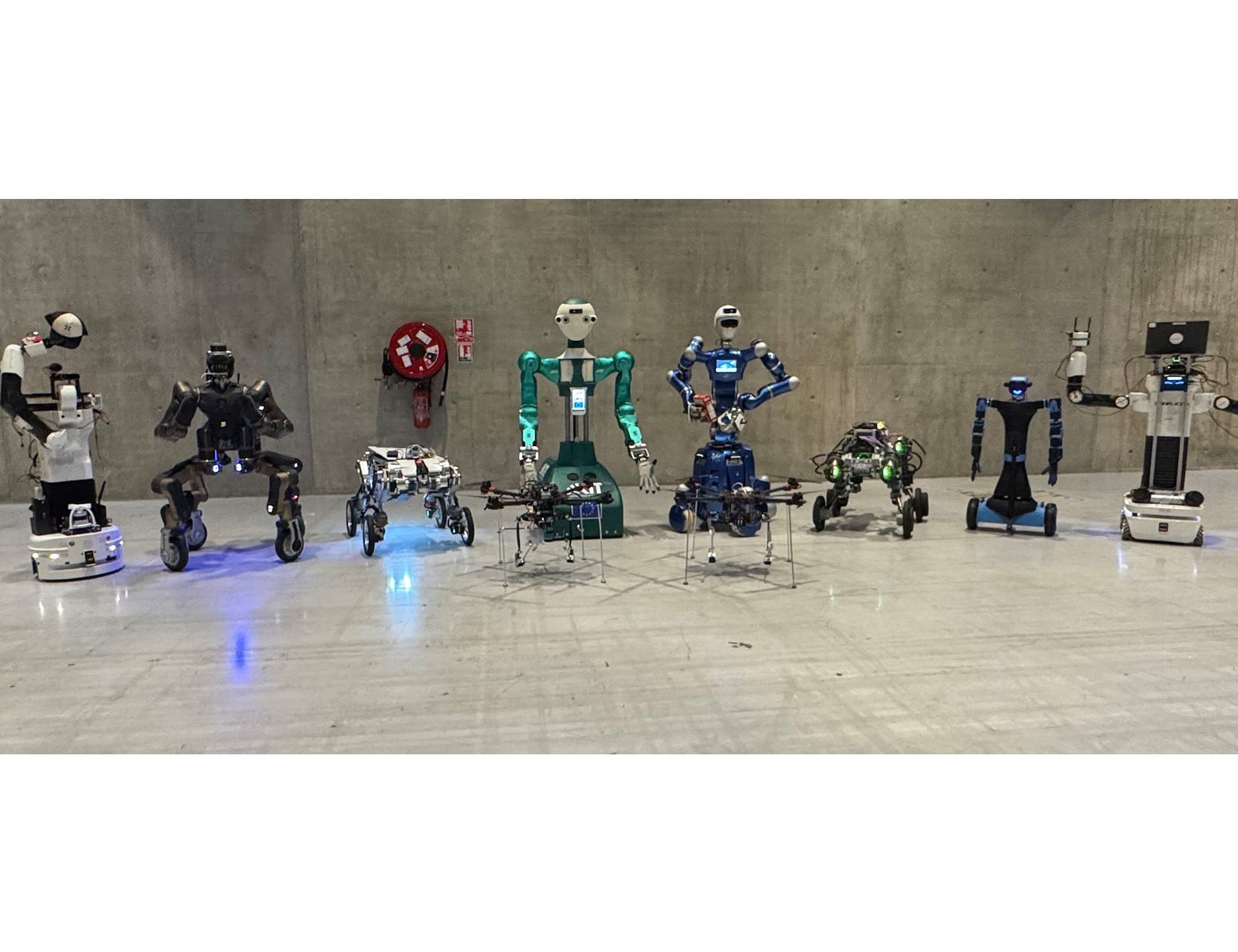 Deutsches Zentrum für Luft- und Raumfahrt: Weltweit erster Roboter-»Gemeinschaftswettbewerb« Deutsches Zentrum für Luft- und Raumfahrt: Weltweit erster Roboter-»Gemeinschaftswettbewerb«