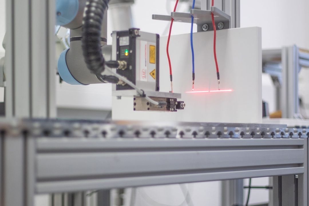Kabel-Handling: ArtiMinds Robotics präsentiert Kabel-Handling-Anwendung auf der HMI Kabel-Handling: ArtiMinds Robotics präsentiert Kabel-Handling-Anwendung auf der HMI