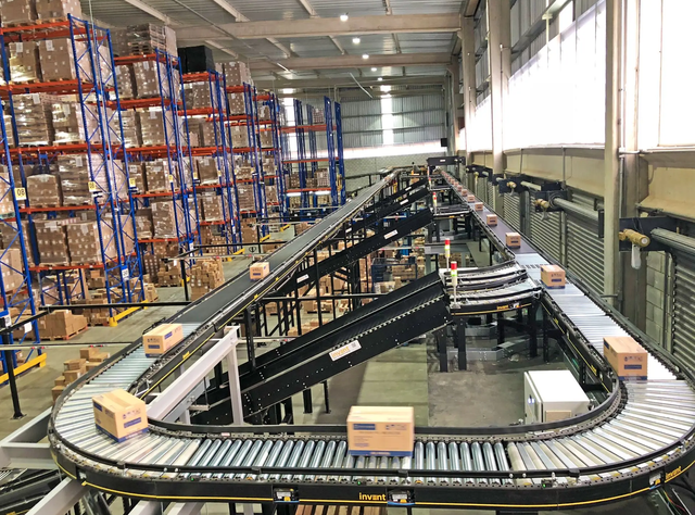 Comau: Übernahme von Invent Smart Intralogistics Solutions
