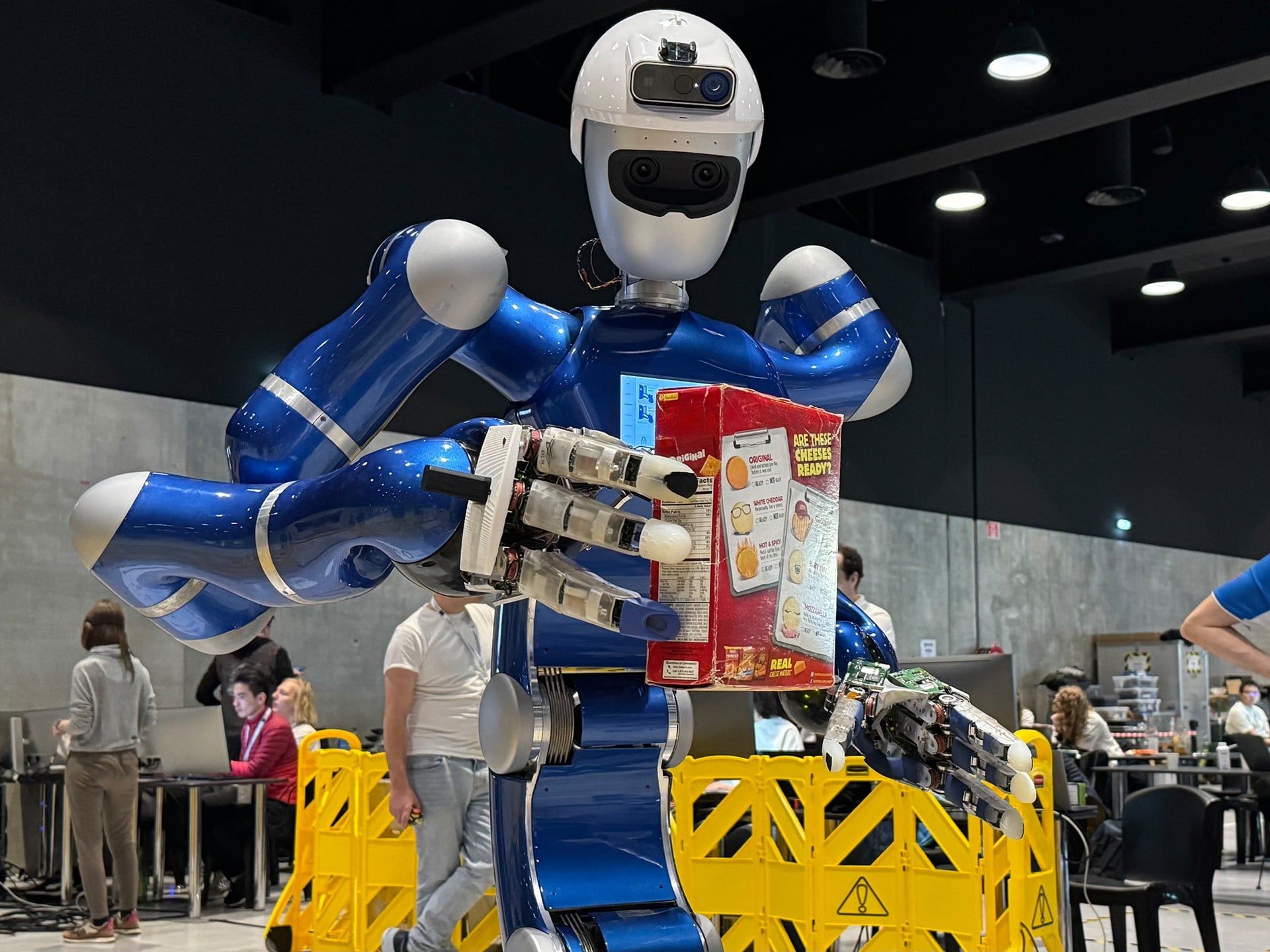 Deutsches Zentrum für Luft- und Raumfahrt: Weltweit erster Roboter-»Gemeinschaftswettbewerb« Deutsches Zentrum für Luft- und Raumfahrt: Weltweit erster Roboter-»Gemeinschaftswettbewerb«