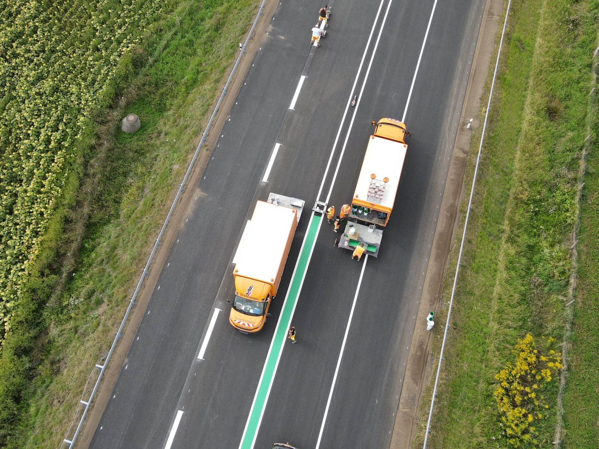 Deckenerneuerung setzt auf langlebige Markierungssysteme von Triflex