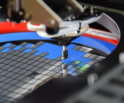 Handhabung von Elektronik-Komponenten: DIE Sorting in der Halbleiterfertigung