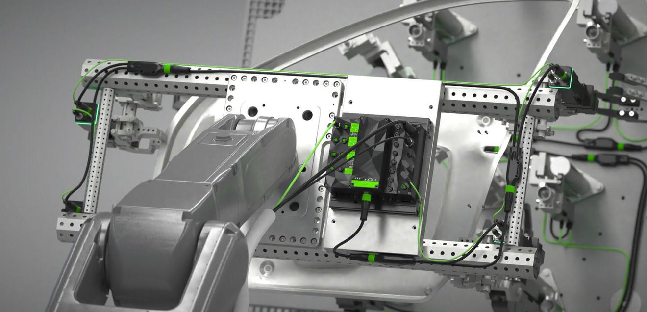 Das Vario-X-System ist ein für zukünftige Erweiterungen offenes System. Anwender schließen alle Komponenten per Plug&Play mit konfektio-nierten Anschluss- und Verbindungsleitungen direkt im Feld an dezentrale I/O-Module an. Das Vario-X-System ist ein für zukünftige Erweiterungen offenes System. Anwender schließen alle Komponenten per Plug&Play mit konfektio-nierten Anschluss- und Verbindungsleitungen direkt im Feld an dezentrale I/O-Module an.