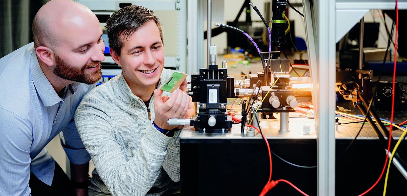 Universität Paderborn: Elektronischer Chip mit weltweit höchster Bandbreite Universität Paderborn: Elektronischer Chip mit weltweit höchster Bandbreite