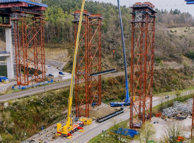 Tandemhub an der Neckartalbrücke: Tadano AC 7.450-1 meistert anspruchsvollen Ersteinsatz