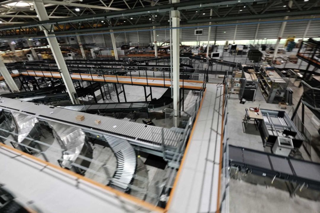 Nominiert als materialfluss Produkt des Jahres 2026: Vanderlande: Line-Sorter-System SPOX Nominiert als materialfluss Produkt des Jahres 2026: Vanderlande: Line-Sorter-System SPOX