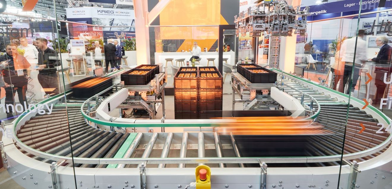 Portalpalettierer: Mehr als 800 Boxen pro Stunde Portalpalettierer: Mehr als 800 Boxen pro Stunde