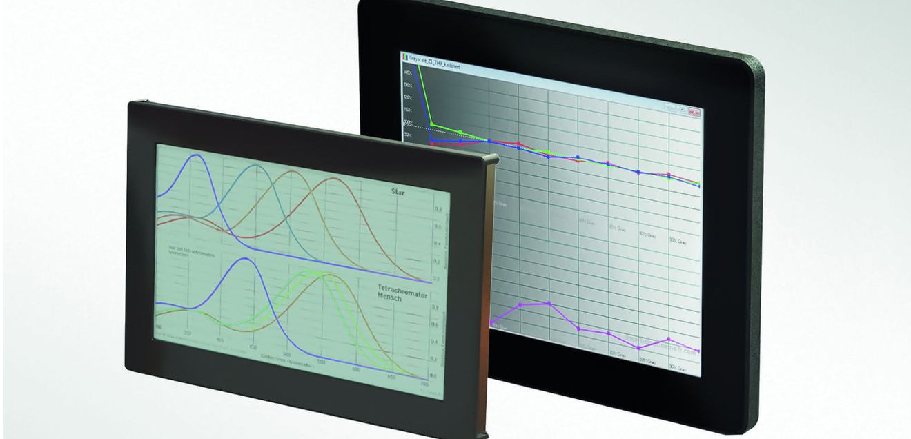 Polyrack Tech-Group: Die richtige Anzeige für HMIs Polyrack Tech-Group: Die richtige Anzeige für HMIs