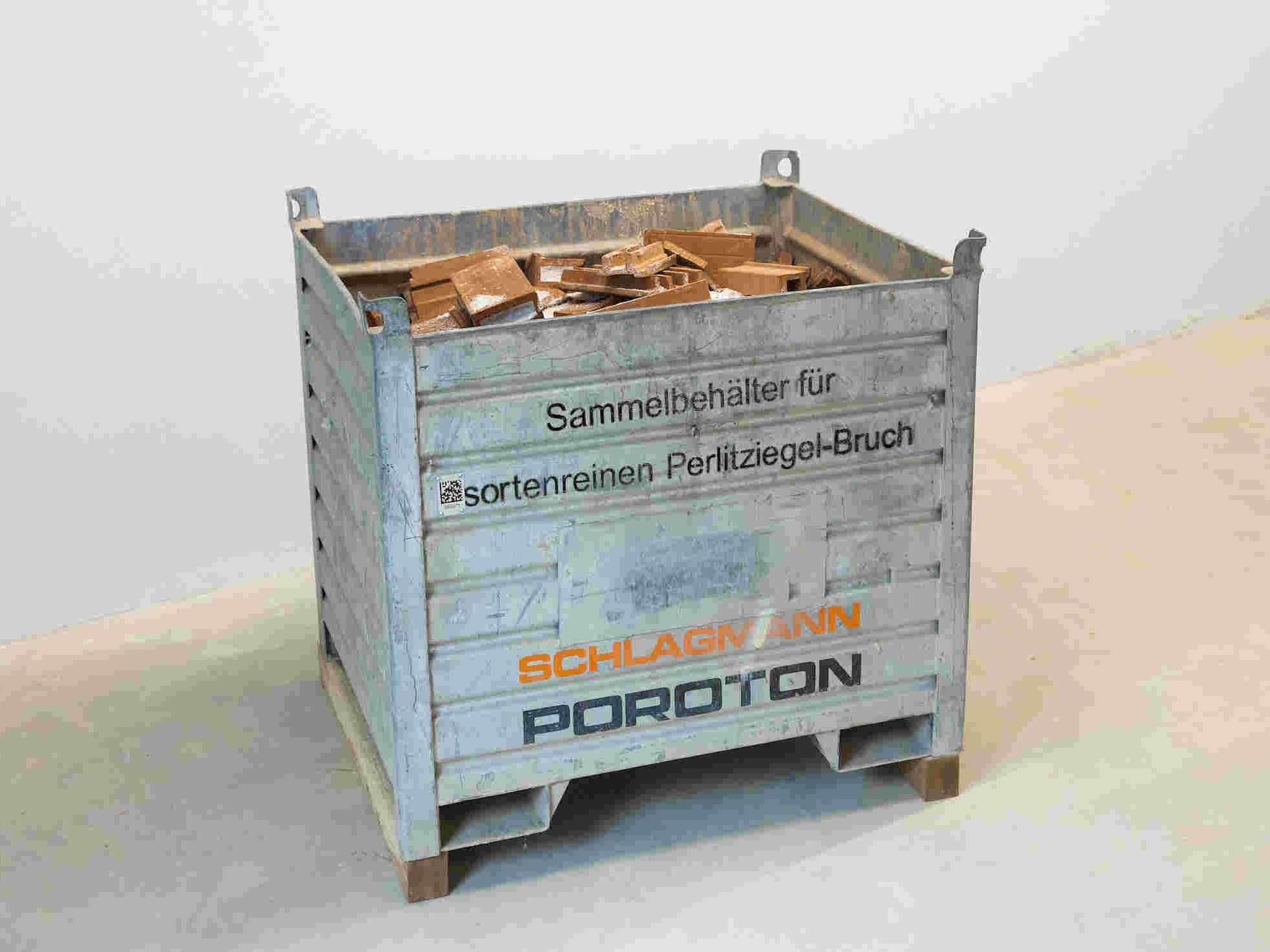 Recyclingziegel "Poroton-R0,8": Nachhaltiges Bauen erreicht Marktreife Recyclingziegel "Poroton-R0,8": Nachhaltiges Bauen erreicht Marktreife