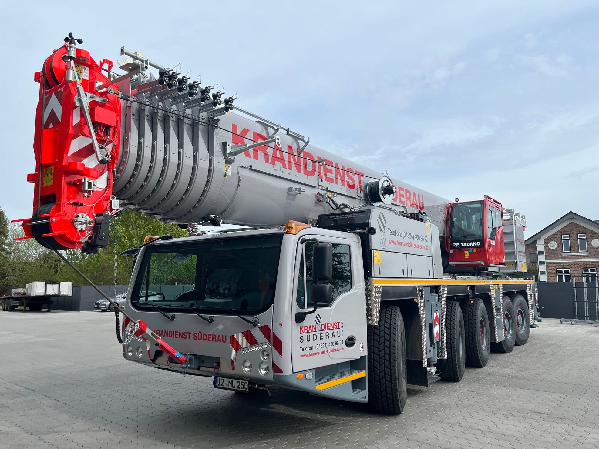Krandienst Süderau erweitert Fuhrpark mit dem Tadano AC 5.250L-2