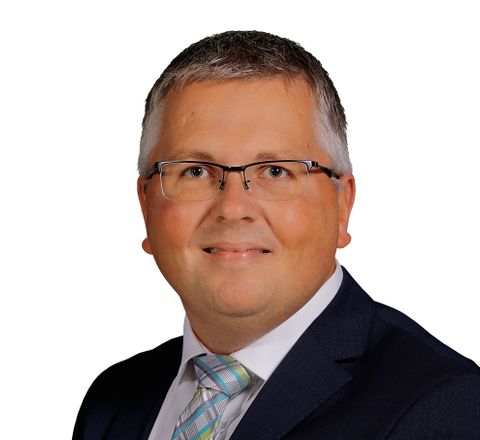 Der Autor: Arno Martin Fast ist Senior Specialist PLCnext Technology bei Phoenix Contact in Lemgo. Der Autor: Arno Martin Fast ist Senior Specialist PLCnext Technology bei Phoenix Contact in Lemgo.