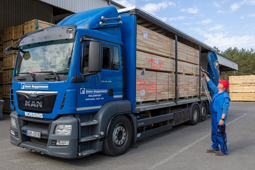 Digitales Auftragsmanagement und Telematik in der Holzlogistik Digitales Auftragsmanagement und Telematik in der Holzlogistik