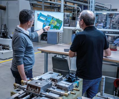 Kunststofftechnik bei Bürkert: Effiziente Bauteilentwicklung für komplexe Fluidiksysteme Kunststofftechnik bei Bürkert: Effiziente Bauteilentwicklung für komplexe Fluidiksysteme