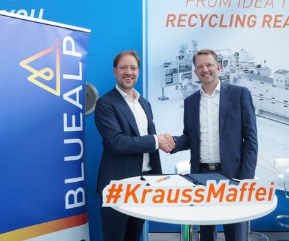 BlueAlp und KraussMaffei: Partnerschaft für chemisches Recycling gestartet BlueAlp und KraussMaffei: Partnerschaft für chemisches Recycling gestartet