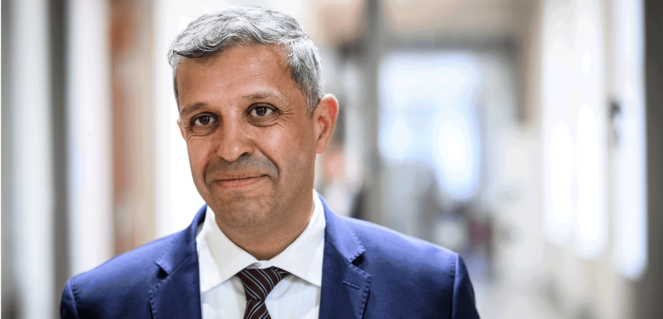 Raed Saleh, Fraktionsvorsitzender der SPD im Berliner Abgeordnetenhaus in Berlin, kommt zur Fraktionssitzung der SPD im Berliner Abgeordnetenhaus. Raed Saleh, Fraktionsvorsitzender der SPD im Berliner Abgeordnetenhaus in Berlin, kommt zur Fraktionssitzung der SPD im Berliner Abgeordnetenhaus.