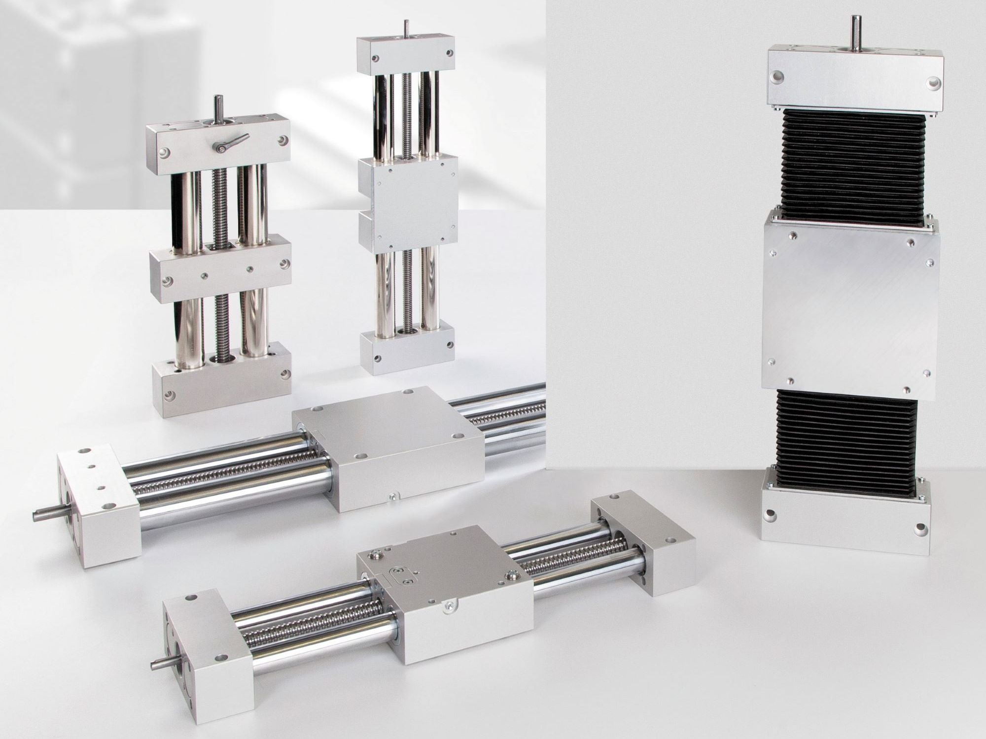 Double-tube linear axles with new size: Linear axes for special machine construction at Motek 2023 Double-tube linear axles with new size: Linear axes for special machine construction at Motek 2023