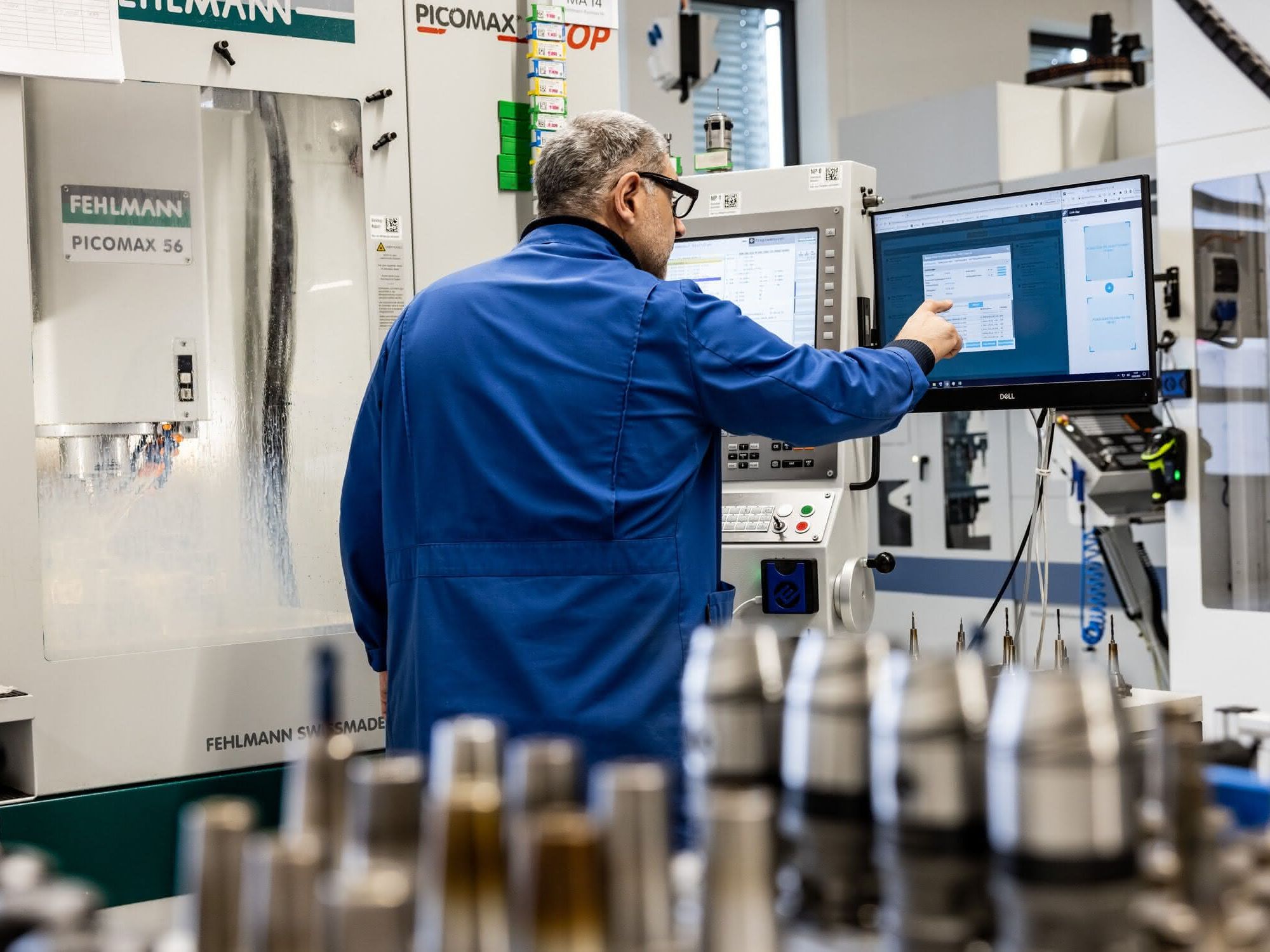 CNC-Fertigung: Fertigungssoftware implementieren: 5 Praxistipps CNC-Fertigung: Fertigungssoftware implementieren: 5 Praxistipps