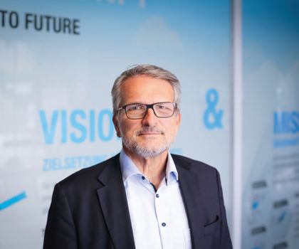 Focus 2030: Hennecke startet mit neuer Strategie in die Zukunft Focus 2030: Hennecke startet mit neuer Strategie in die Zukunft