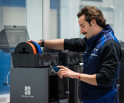 Neue Teile aus altem Pulver: 3D-Druck mit recyceltem Material bei BMW