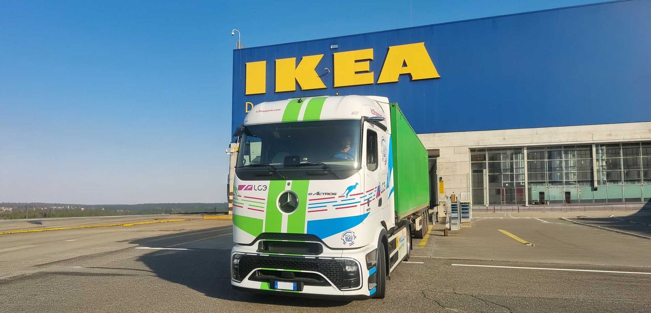Daimler Truck: IKEA startet vollelektrisches Schwerlast-Logistikprojekt