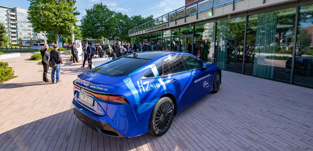 Anzeige: FC3 Fuel Cell Conference Chemnitz Die Veranstaltung findet mitten in Chemnitz, im Carlowitz Congresscenter statt.