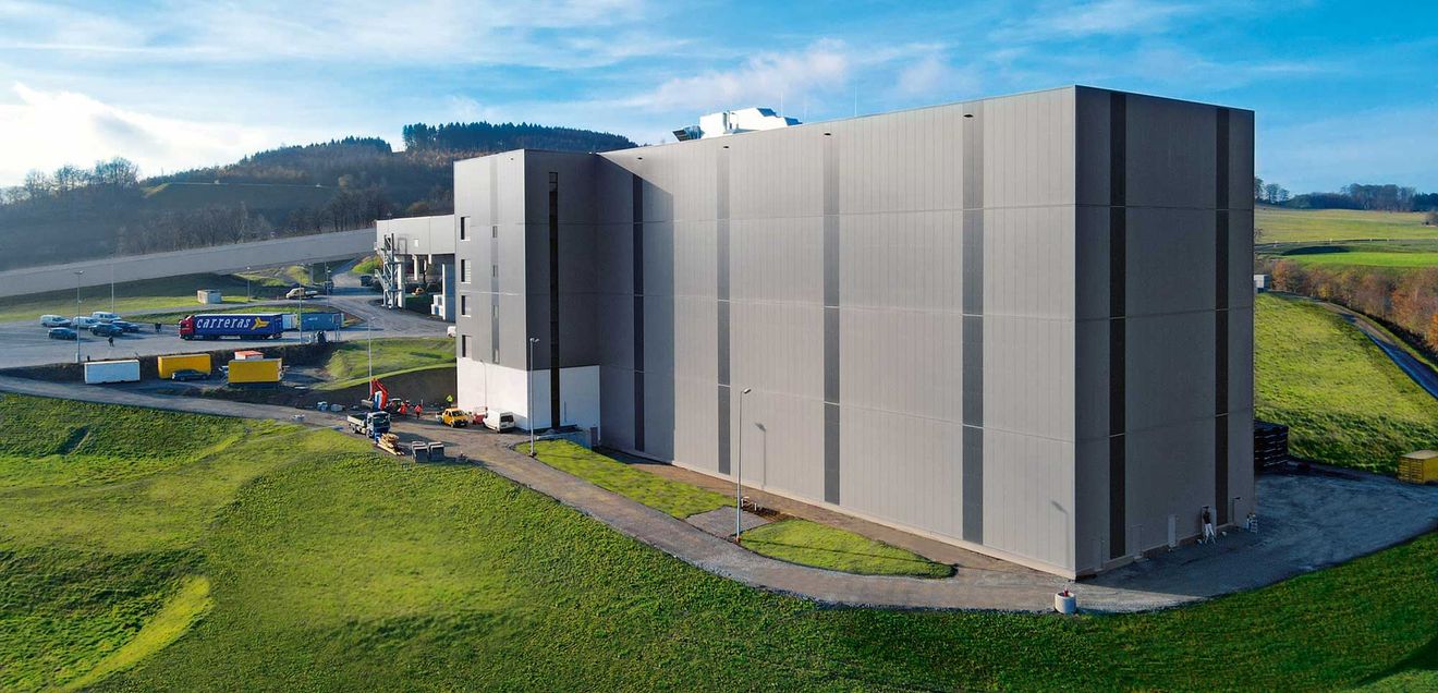 Unitechnik modernisiert Veltins: Neues Logistikleitsystem für Brauerei Unitechnik modernisiert Veltins: Neues Logistikleitsystem für Brauerei