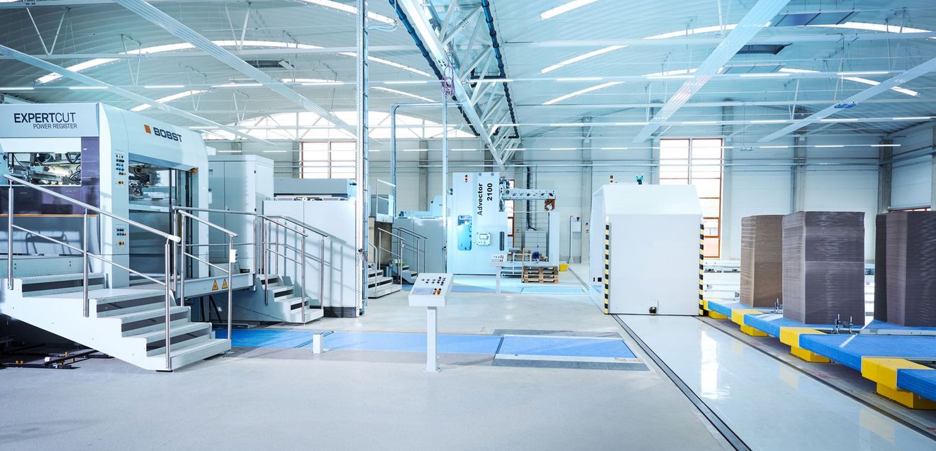 Fokus Intralogistik: Der Materialfluss macht den Unterschied Fokus Intralogistik: Der Materialfluss macht den Unterschied