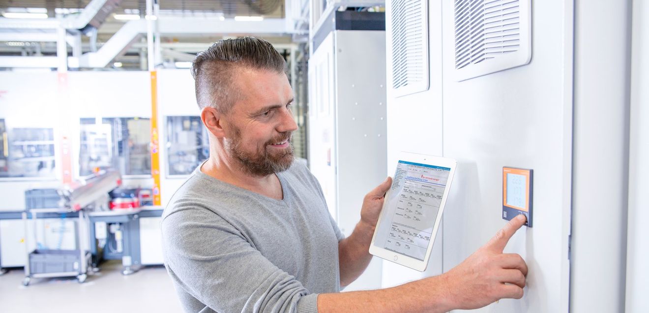 Nominiert als Produkt des Jahres 2026: Weidmüller: Energiemanagementsystem ResMa Nominiert als Produkt des Jahres 2026: Weidmüller: Energiemanagementsystem ResMa