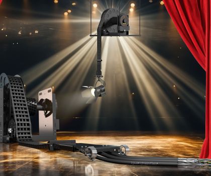 Igus at the SPS 2025: Cables for stage technology Igus at the SPS 2025: Cables for stage technology