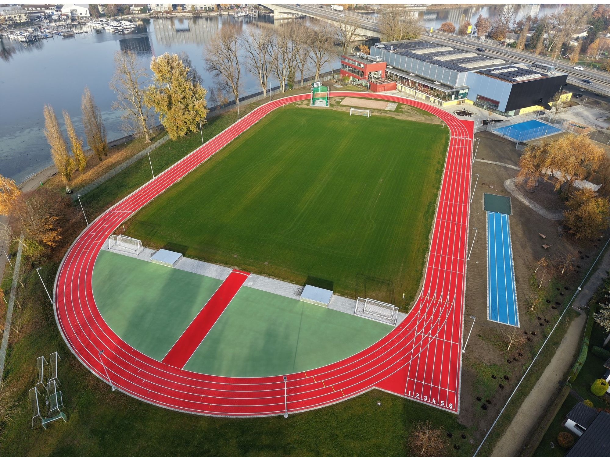 Der neue Schänzlesportplatz in Konstanz - Schöppler hat ihn in 6 Monaten angelegt.