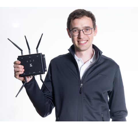Fünfeinhalb Funksysteme: Real-time WLAN for industry Fünfeinhalb Funksysteme: Real-time WLAN for industry