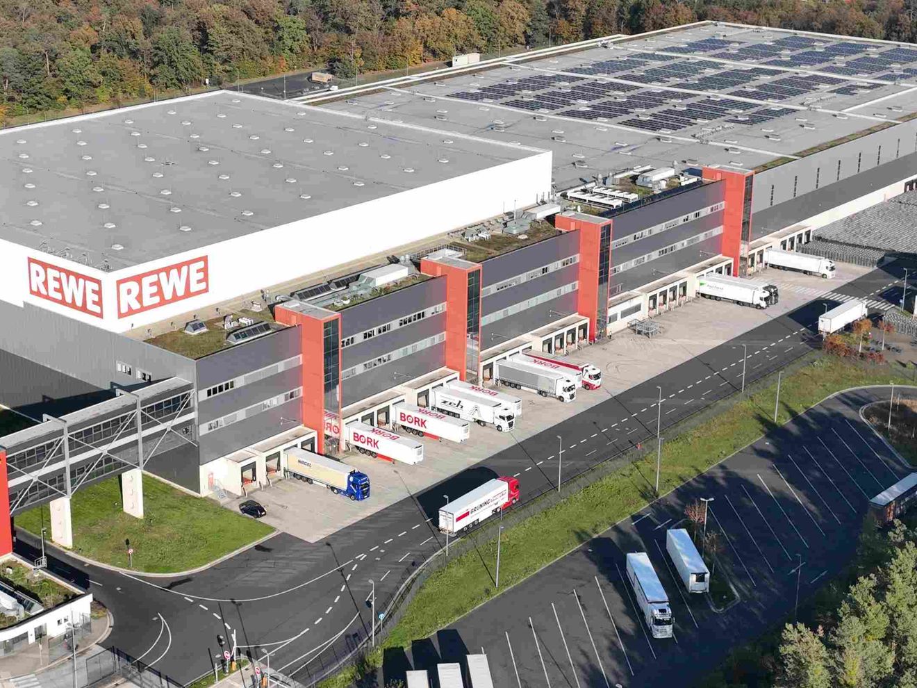 Integration von Witron-OPM: REWE optimiert Logistikzentrum Neu-Isenburg Integration von Witron-OPM: REWE optimiert Logistikzentrum Neu-Isenburg