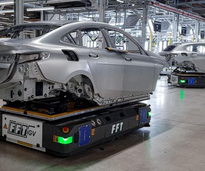 FTS: Transport robots in production automation FTS: Transport robots in production automation