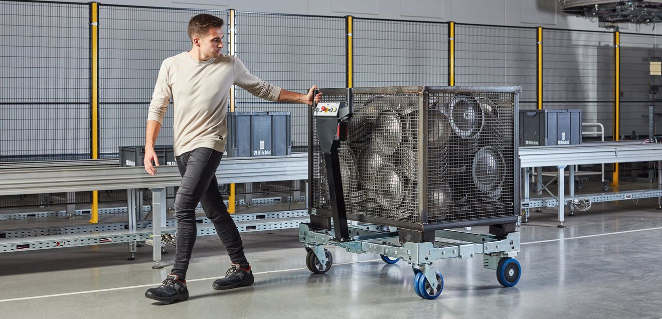 Motek 2023: Efficient solutions for in-house transportation ErgoMove 1000 drive system