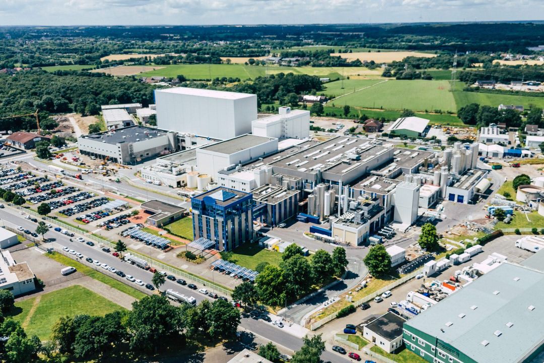 Lager- und Regalsysteme: Lebensmittellogistik: Lagerlösung modernisiert und erweitert Lager- und Regalsysteme: Lebensmittellogistik: Lagerlösung modernisiert und erweitert