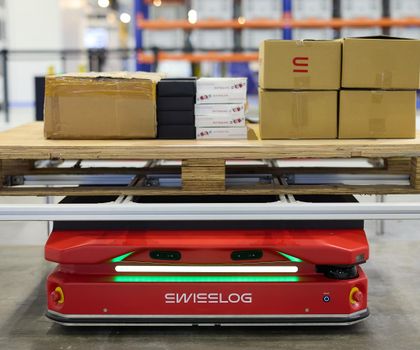 Autonomous mobile robots: Swisslog introduces new IntraMove series Autonomous mobile robots: Swisslog introduces new IntraMove series
