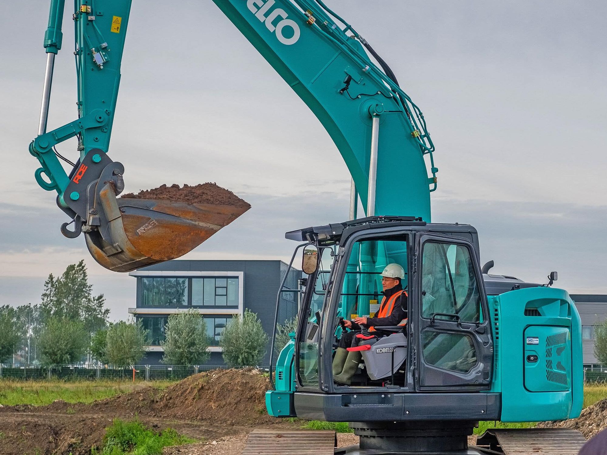 10 Jahre  "Kobelco Europe"
