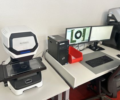Messsysteme von Keyence: Automatisierte Prüfprozesse: Kremer modernisiert Wareneingang Messsysteme von Keyence: Automatisierte Prüfprozesse: Kremer modernisiert Wareneingang