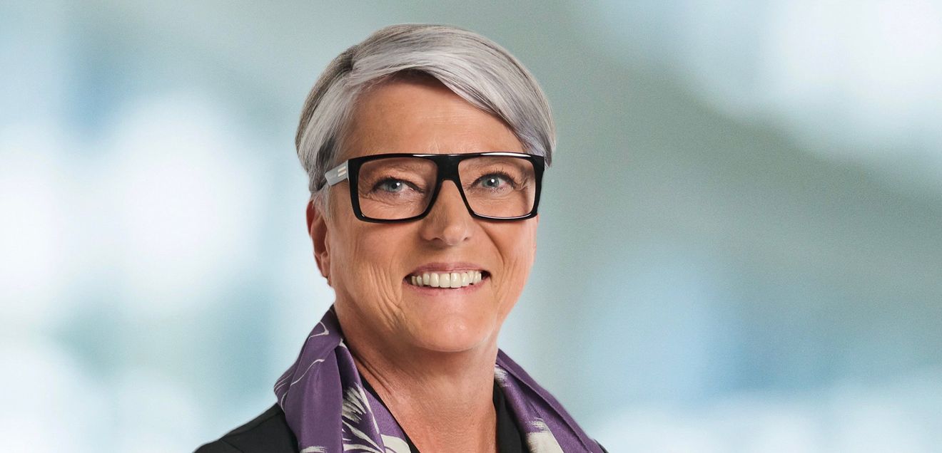 Carolin Wolfsdörfer übernimmt Führung von Zeppelin Power Systems Carolin Wolfsdörfer übernimmt Führung von Zeppelin Power Systems