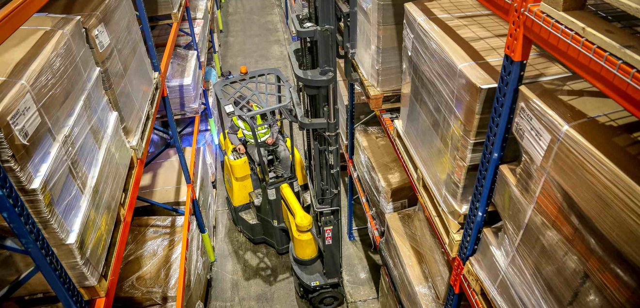 Combilift at the Fachpack: Articulated stacking Combilift at the Fachpack: Articulated stacking