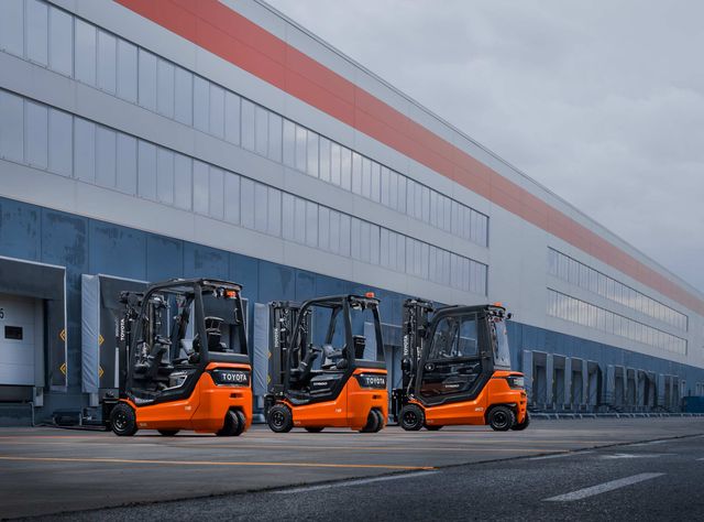 Stapler: Flexibel für innen und außen: Neue Baureihe von Toyota MH Stapler: Flexibel für innen und außen: Neue Baureihe von Toyota MH