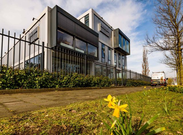 High-speed doors: Restructuring: Efaflex takes over Dutch subsidiary