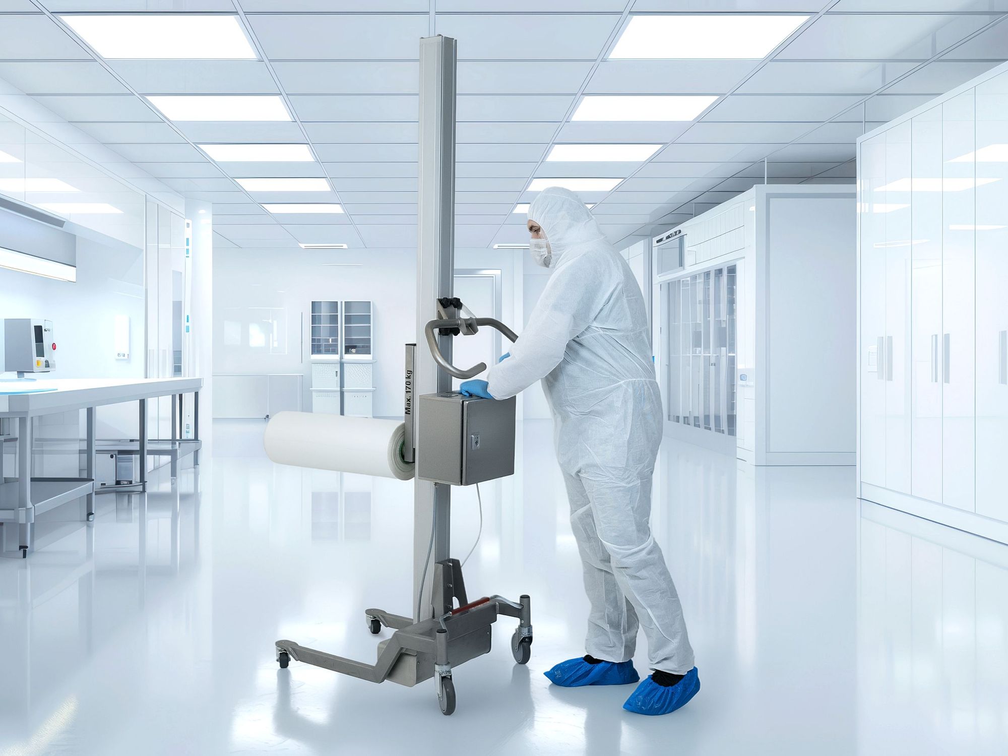 Cleanroom equipment: ISO 14644-certified lifting and conveying system from EXPRESSO New handling solution for cleanroom technology: With the lift2move cleanroom, Expresso offers its first mobile lifting and transport system that is certified in accordance with ISO 14644.
