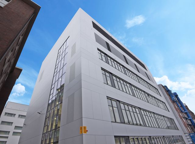 Forschungstechnikum für Katalysatorentwicklung und Feststoffverfahrenstechnik in Ludwigshafen von BASF Forschungstechnikum für Katalysatorentwicklung und Feststoffverfahrenstechnik in Ludwigshafen von BASF