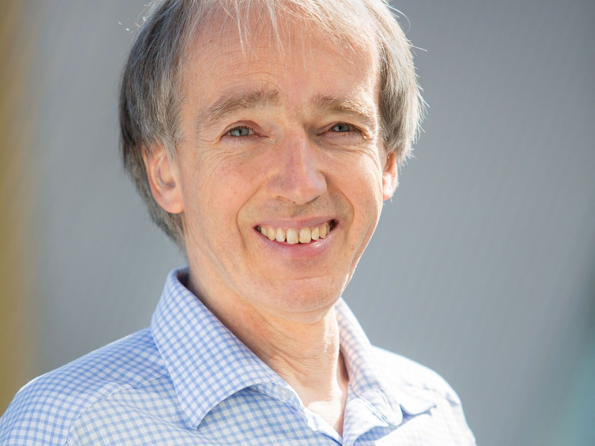 Ein Forschungsschwerpunkt von Prof. Dr. Dirk Bunke am Öko-Institut in Freiburg ist „Nachhaltige Chemie“ Prof. Dr. Dirk Bunke vom Öko-Institut in Freiburg