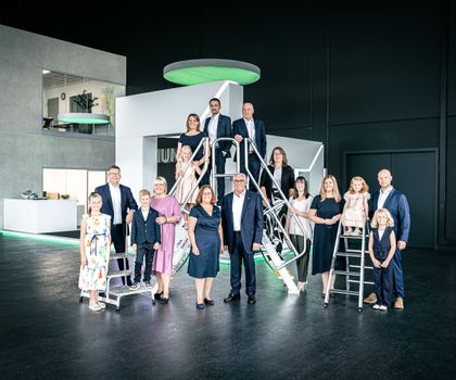 Die Munk Group wird von der Familie Munk geführt